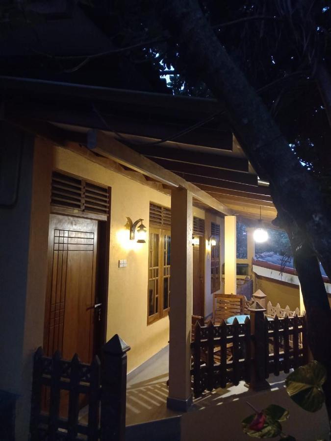 Guruge Guest House อาฮานกามา ภายนอก รูปภาพ
