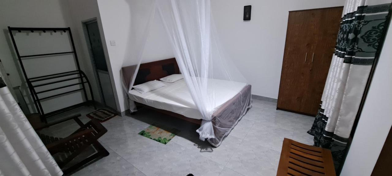Guruge Guest House อาฮานกามา ภายนอก รูปภาพ